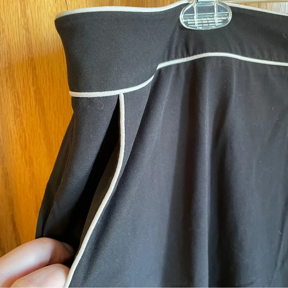 Apostrophe 2-piece Business Suit, Black & ivory, size 18W & 20W tall - Picture 11 of 14